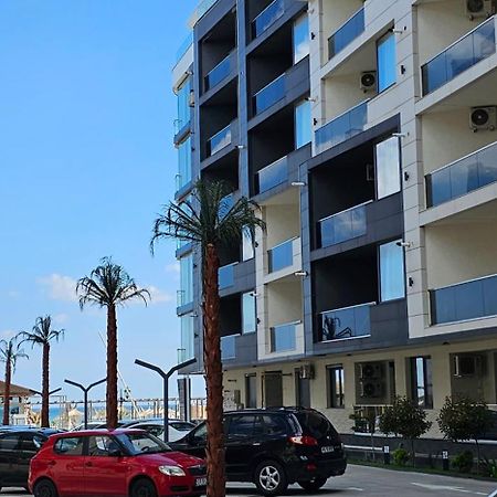 Luxury Aparthotel Promenada In Building Stefan Prima Linie La Mare Navodari Exterior photo