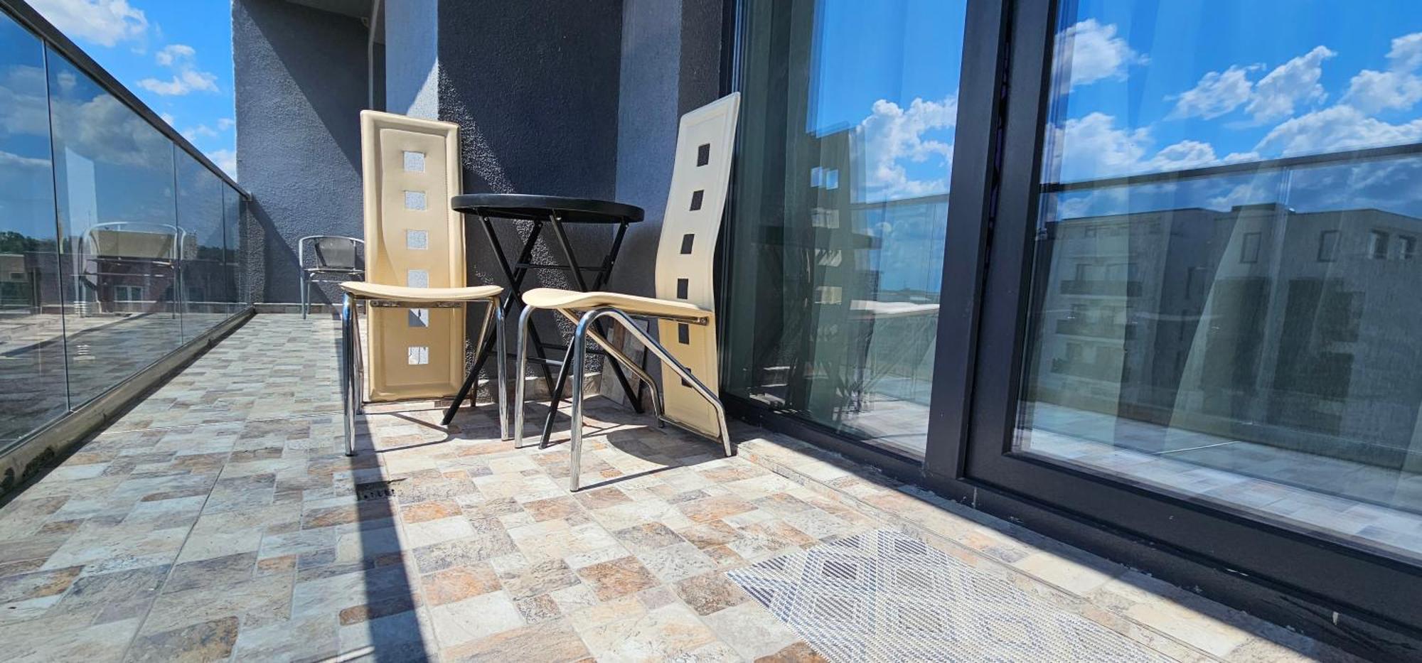 Luxury Aparthotel Promenada In Building Stefan Prima Linie La Mare Navodari Exterior photo